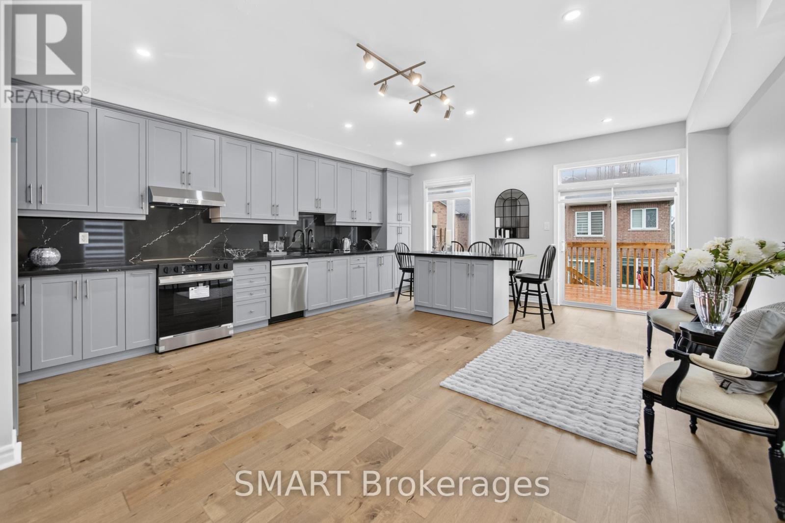 3367 Stoney Crescent, Mississauga, Ontario  L5M 0N6 - Photo 11 - W13739482