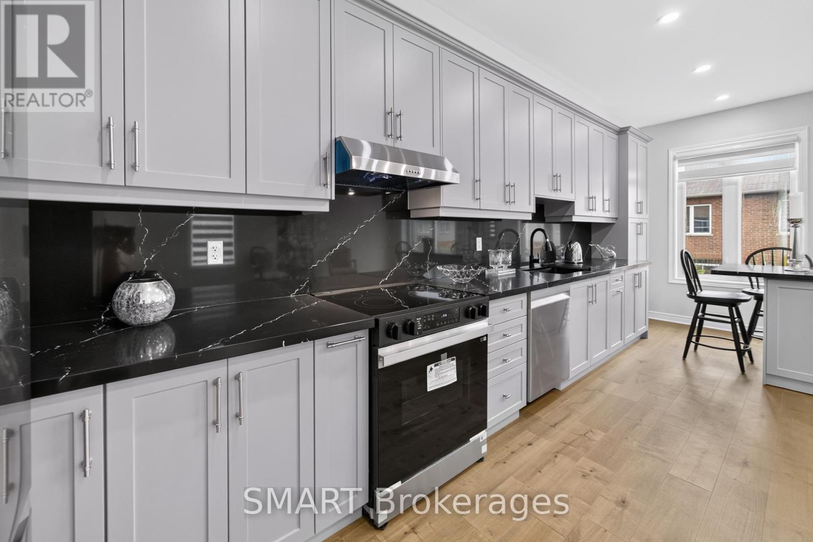 3367 Stoney Crescent, Mississauga, Ontario  L5M 0N6 - Photo 13 - W13739482