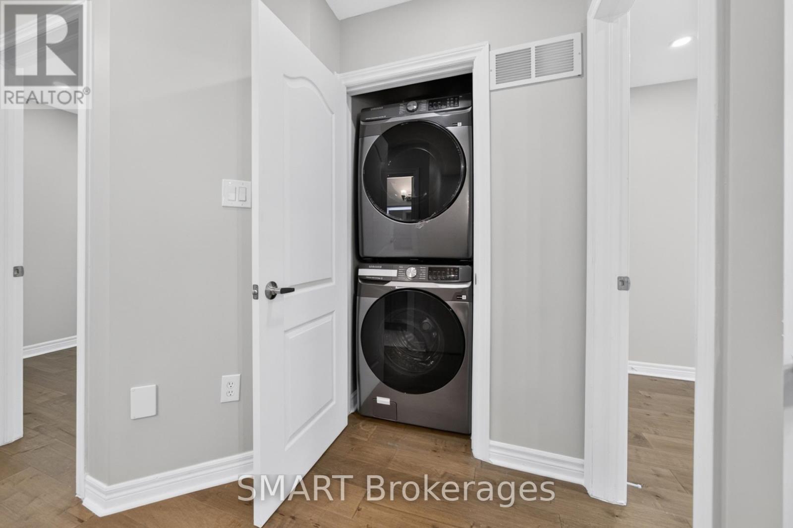 3367 Stoney Crescent, Mississauga, Ontario  L5M 0N6 - Photo 22 - W13739482