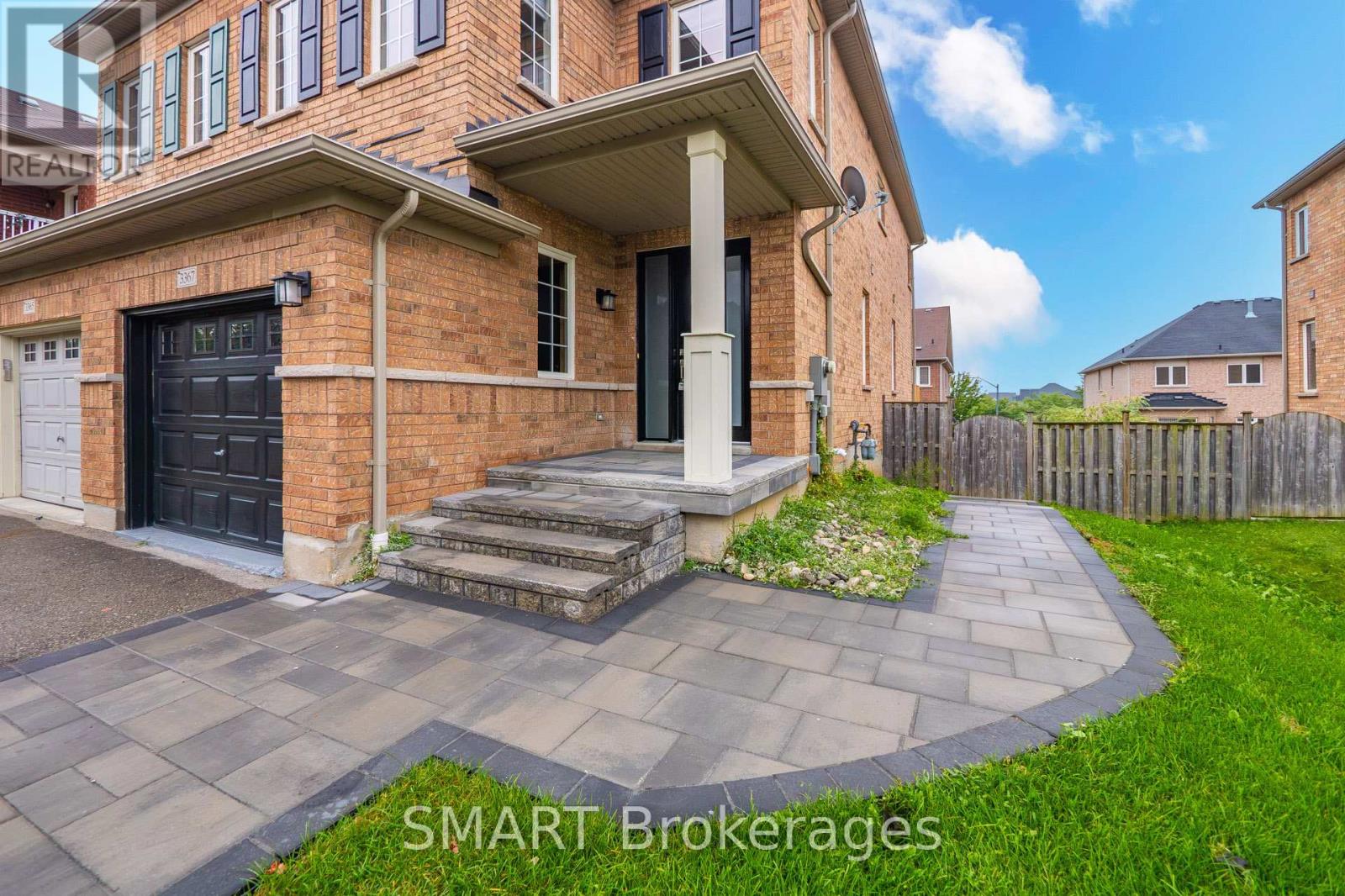 3367 Stoney Crescent, Mississauga, Ontario  L5M 0N6 - Photo 4 - W13739482