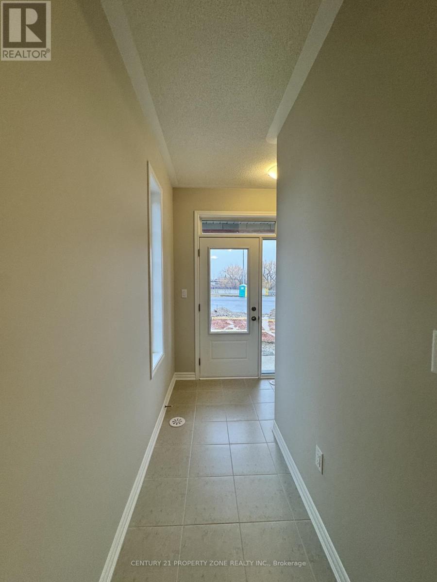 2 Westway Drive, Brampton, Ontario  L7A 5M6 - Photo 2 - W13739518