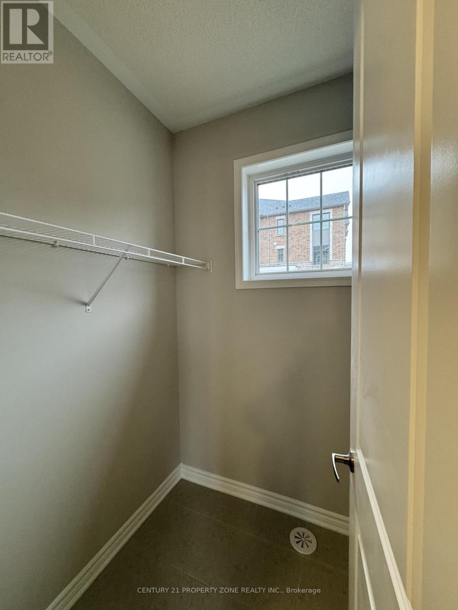 2 Westway Drive, Brampton, Ontario  L7A 5M6 - Photo 8 - W13739518