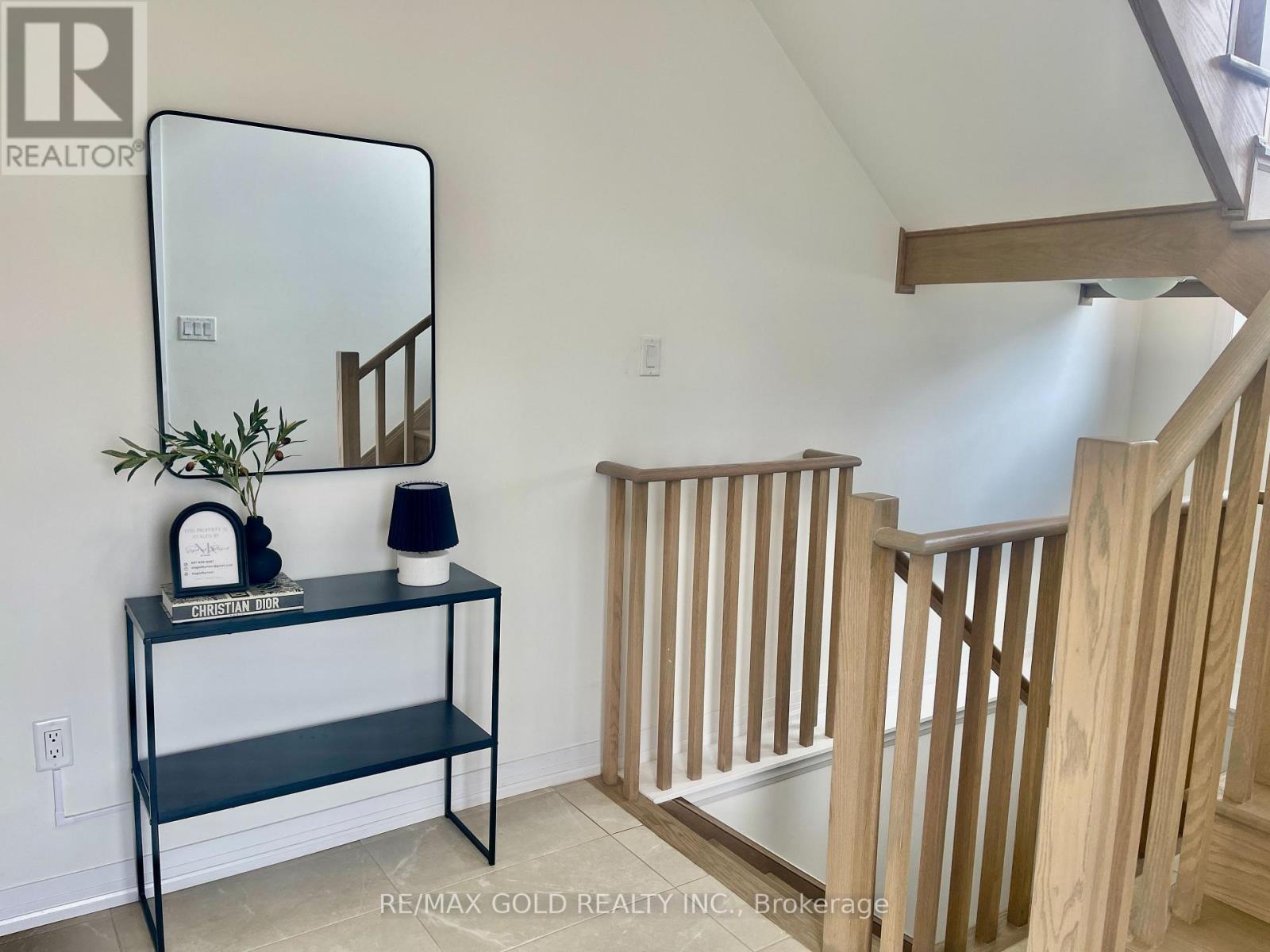 25 Heritage Way, Thorold, Ontario  L2V 0N9 - Photo 8 - X13739506