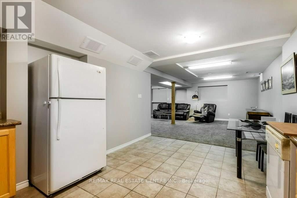 Basemen - 131 Mcnichol Drive, Cambridge, Ontario  N1P 1E1 - Photo 6 - X13739516