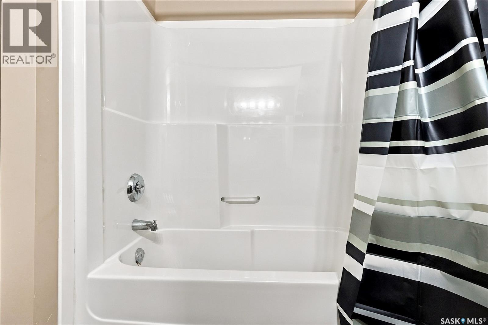 163 5075 James Hill Road, Regina, Saskatchewan  S4W 0C2 - Photo 22 - SK047389