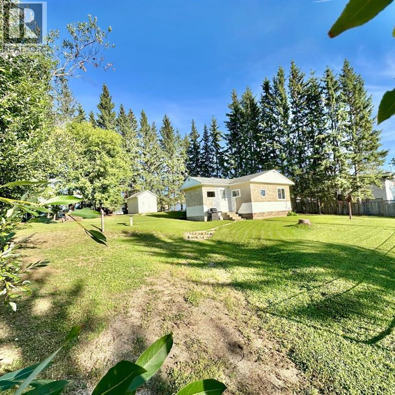 905 & 909 10th Street, Hylo, Alberta  T0A 1Z0 - Photo 30 - A2313904