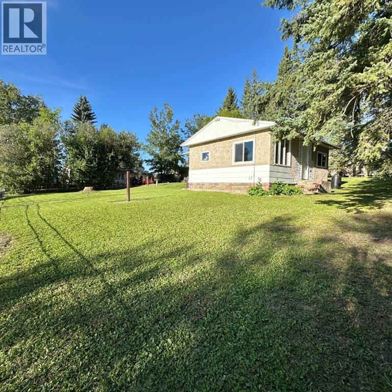 905 & 909 10th Street, Hylo, Alberta  T0A 1Z0 - Photo 36 - A2313904