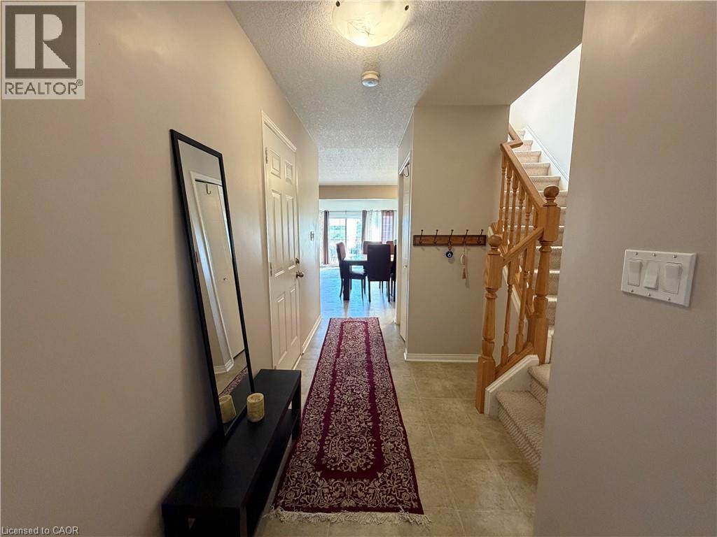 753 Grand Banks Drive, Waterloo, Ontario  N2K 4N2 - Photo 4 - 40860302