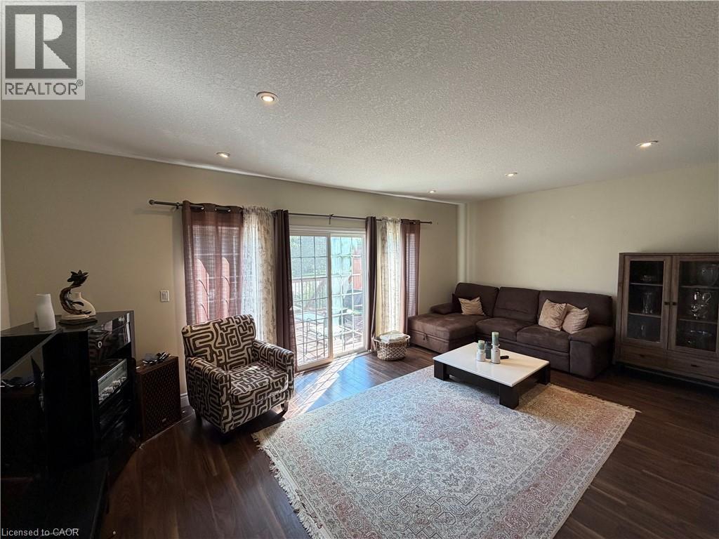 753 Grand Banks Drive, Waterloo, Ontario  N2K 4N2 - Photo 13 - 40860302