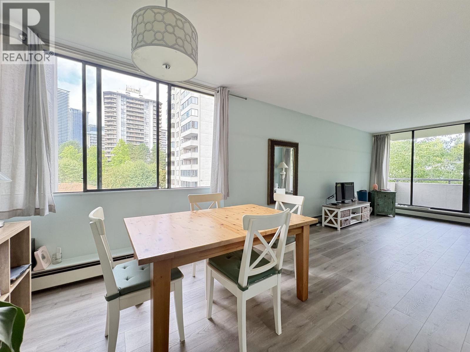 602 2060 Bellwood Avenue, Burnaby, British Columbia  V5B 4V2 - Photo 3 - R3160786