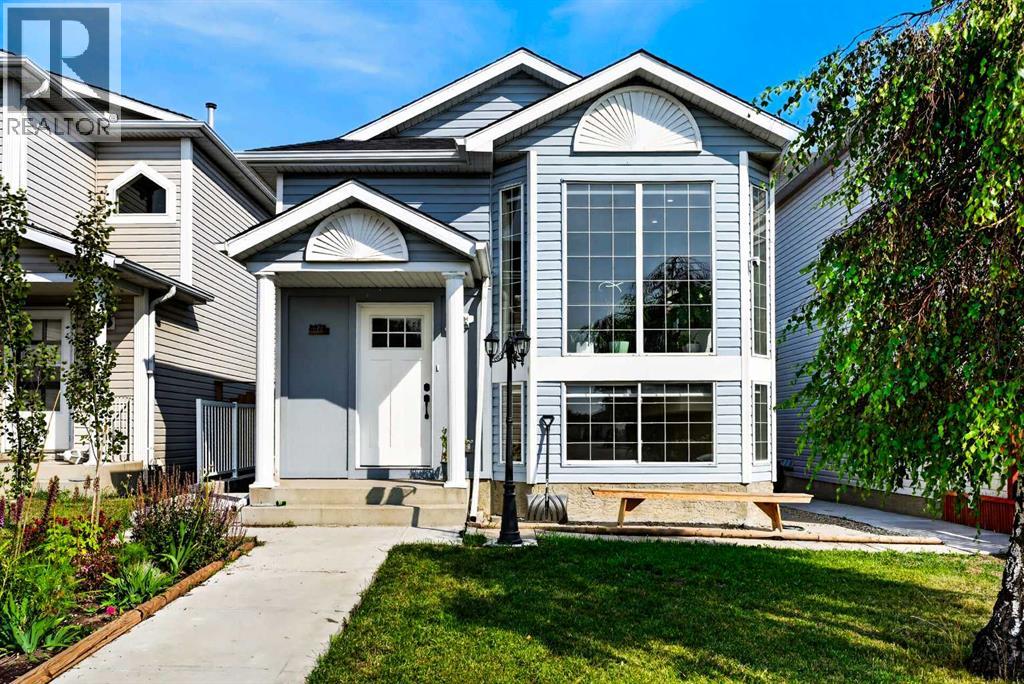 8079 Laguna Way NE, Calgary, Alberta  T1Y 7A3 - Photo 3 - A2340754