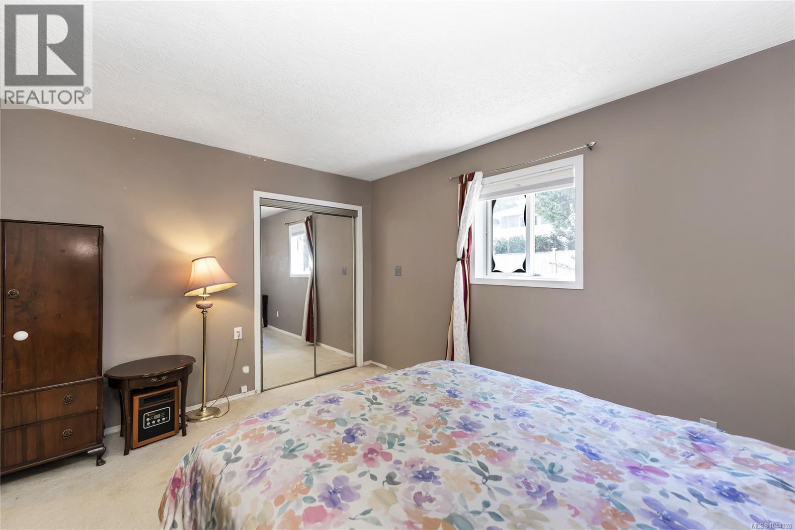1833 Knutsford Pl, Saanich, British Columbia  V8N 6E3 - Photo 47 - 1044328