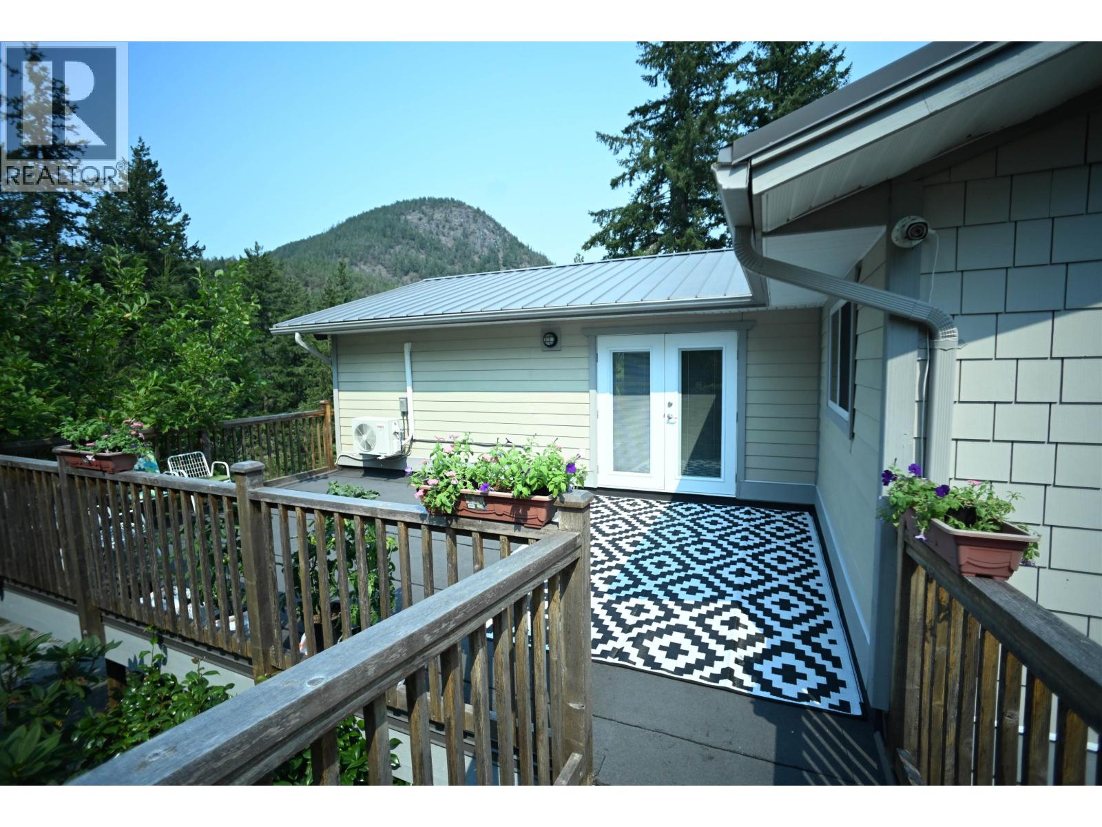 13096 Narrows Road, Madeira Park, British Columbia  V0N 2H1 - Photo 7 - R3160699