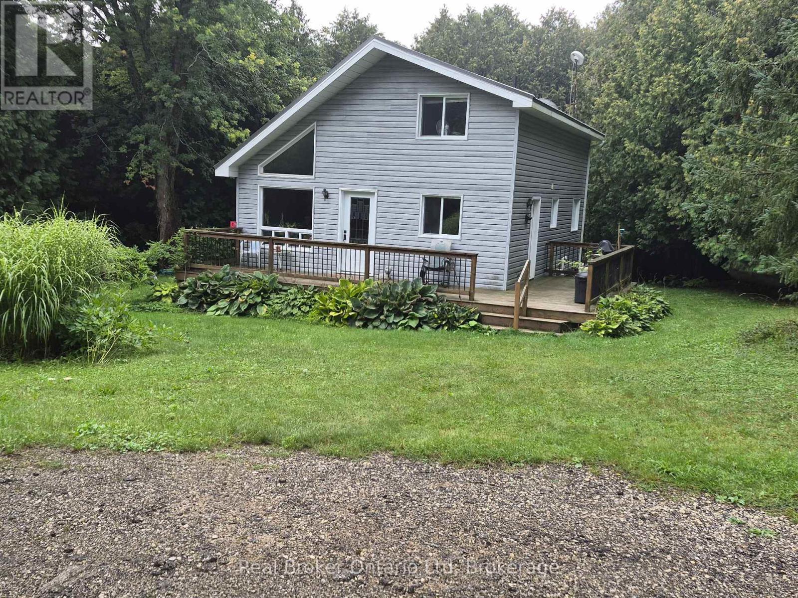 775522 Highway 10 Highway S, West Grey, Ontario  N0C 1H0 - Photo 2 - X13739570
