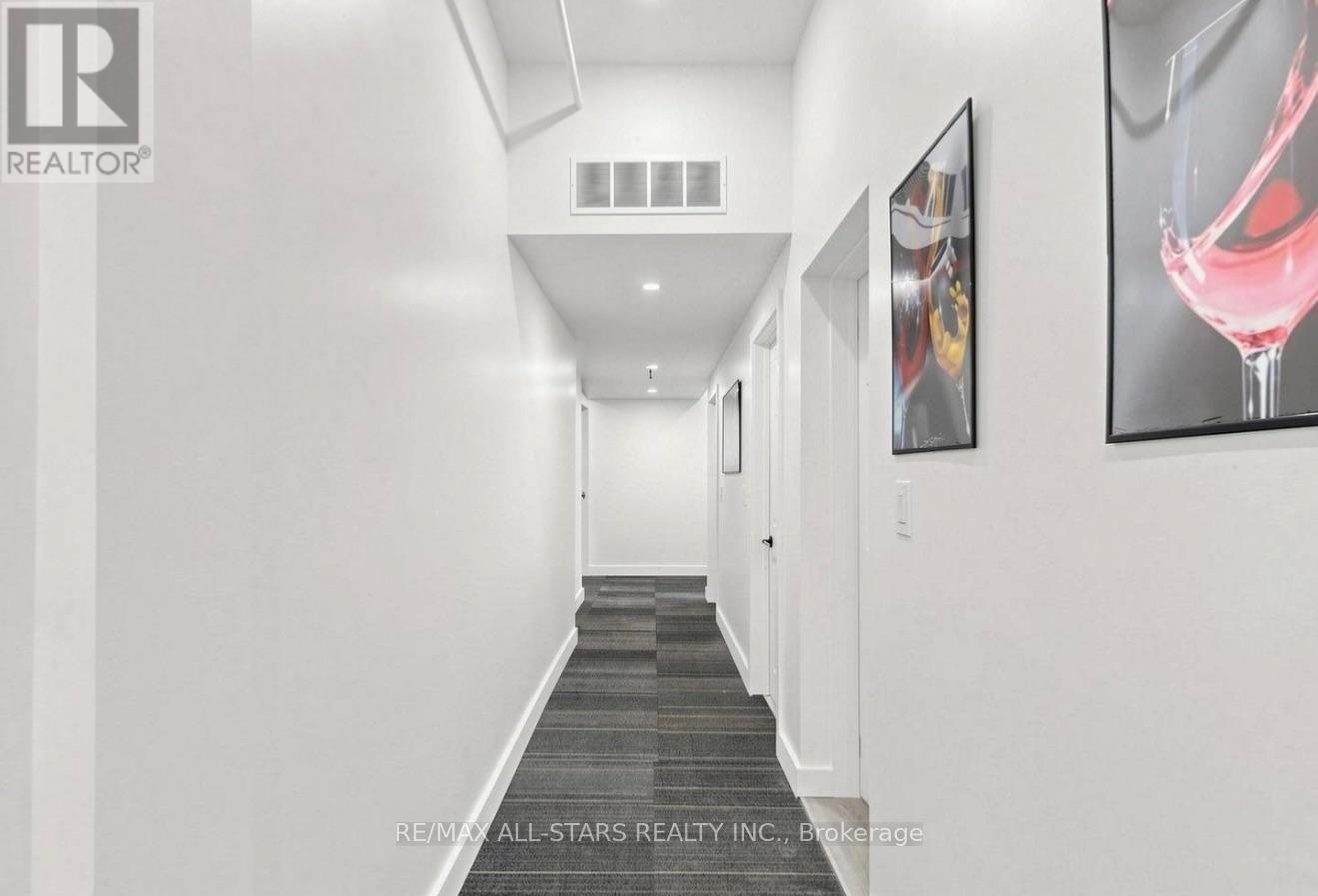 201 - 14 Mccaul Street, Toronto, Ontario  M5T 1V6 - Photo 7 - C13738722