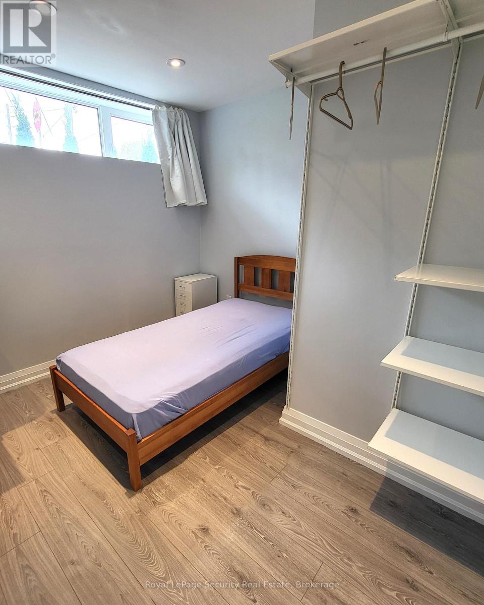 Lower #1 - 196 Strathnairn Avenue, Toronto, Ontario  M6M 2G1 - Photo 4 - W13738532