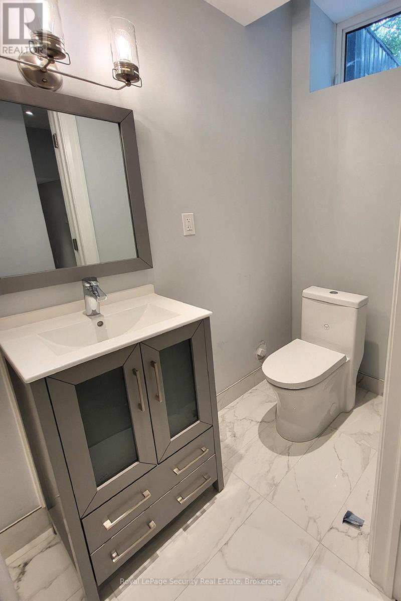 Lower #2 - 196 Strathnairn Avenue, Toronto, Ontario  M6M 2G1 - Photo 8 - W13738546