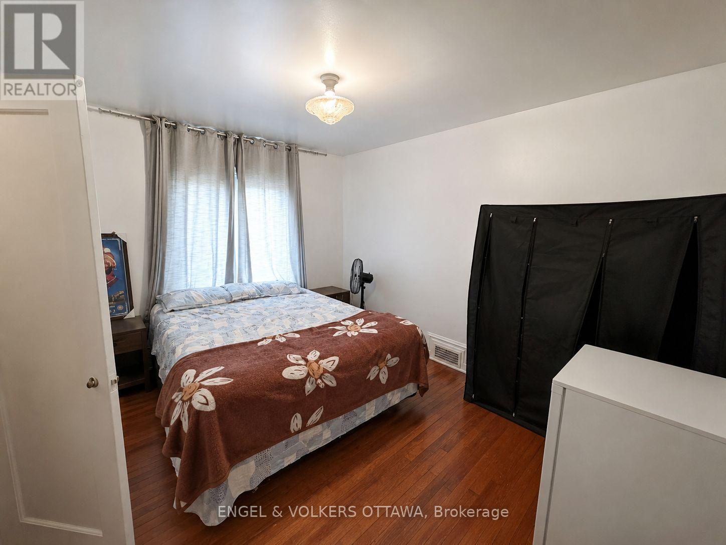 1216 Ridgemont Avenue, Ottawa, Ontario  K1V 6E7 - Photo 15 - X13739628