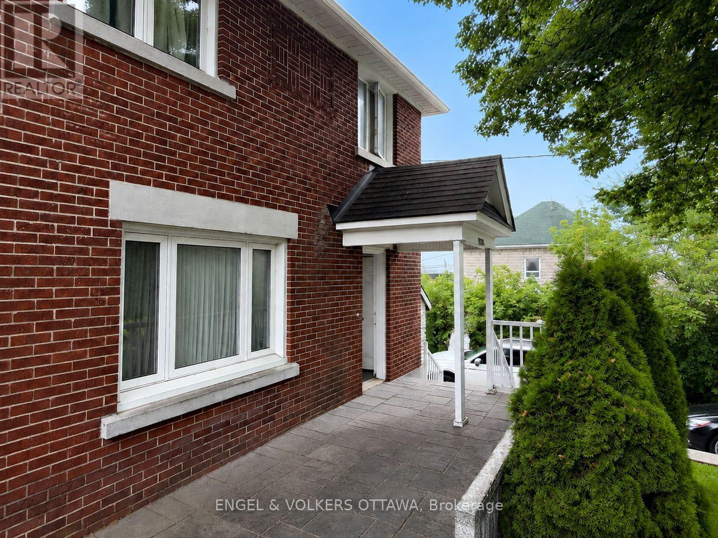 1216 Ridgemont Avenue, Ottawa, Ontario  K1V 6E7 - Photo 2 - X13739628