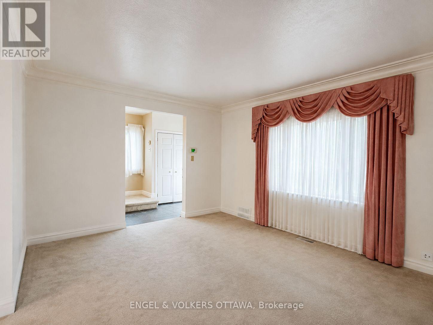 1216 Ridgemont Avenue, Ottawa, Ontario  K1V 6E7 - Photo 5 - X13739628