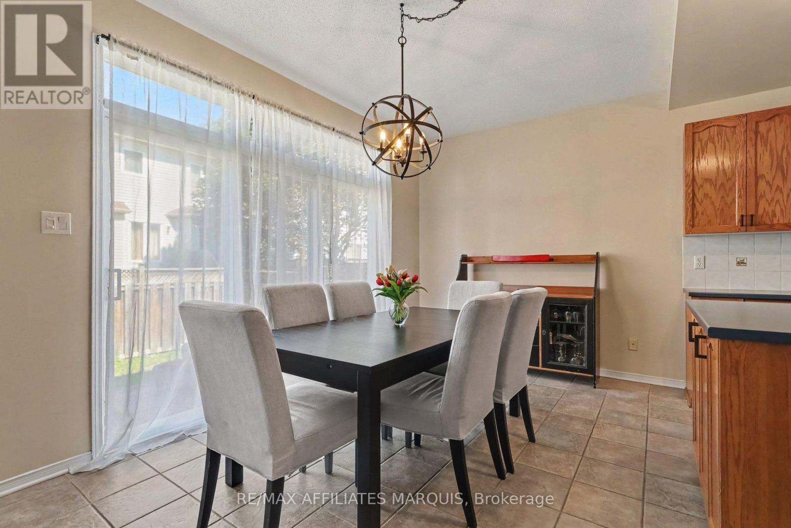 218 Annapolis Circle, Ottawa, Ontario  K1V 1Y9 - Photo 11 - X13739634