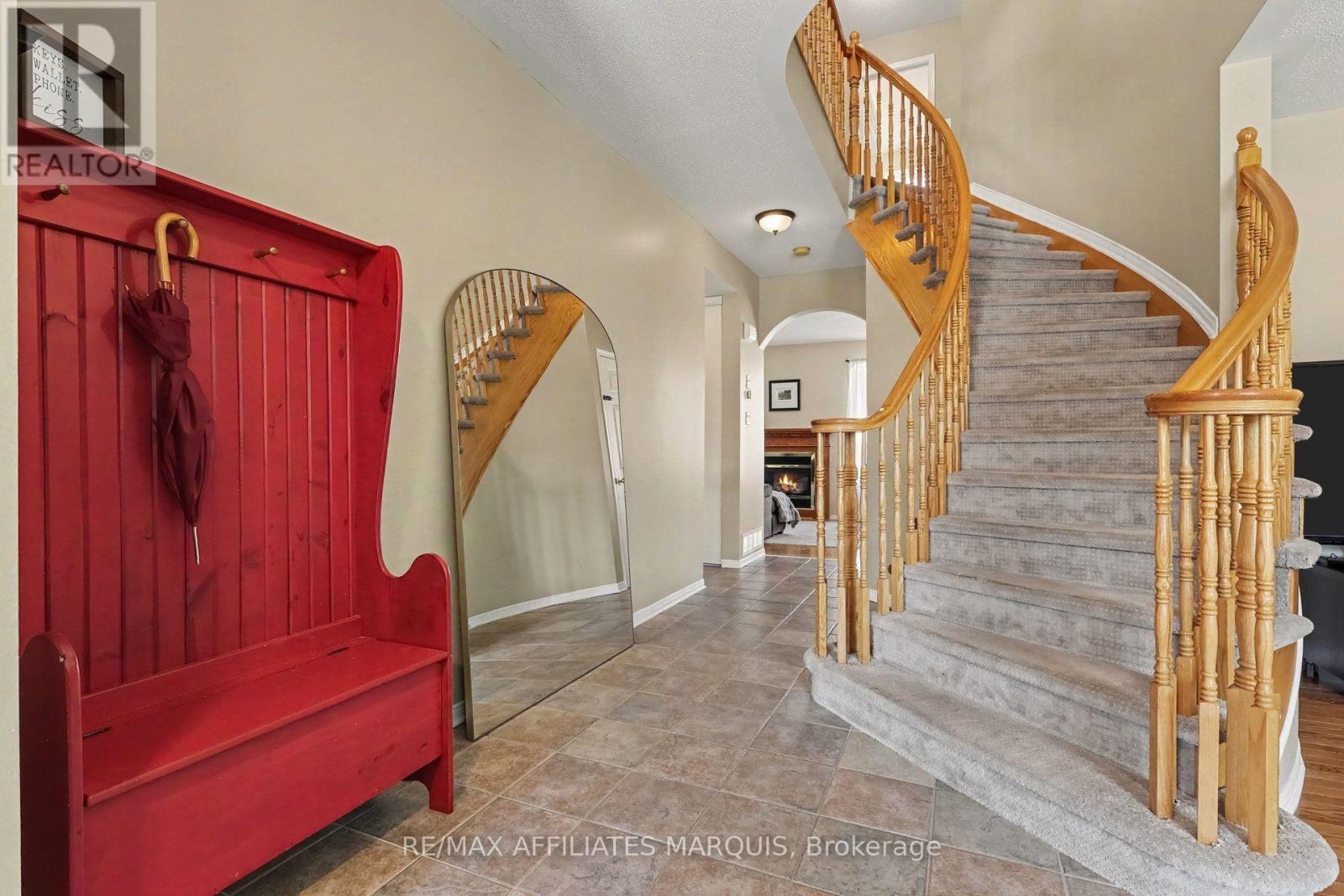 218 Annapolis Circle, Ottawa, Ontario  K1V 1Y9 - Photo 5 - X13739634