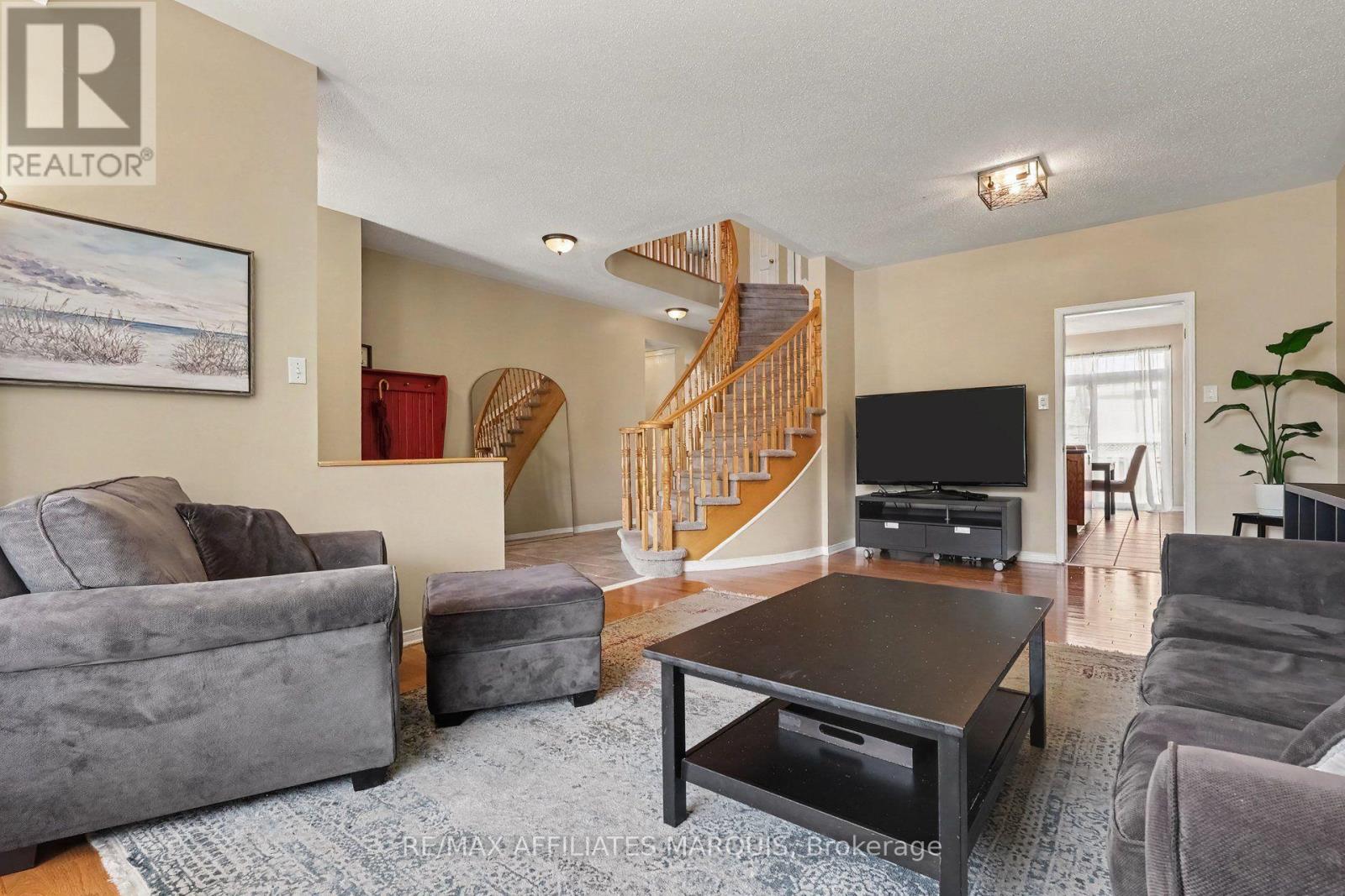 218 Annapolis Circle, Ottawa, Ontario  K1V 1Y9 - Photo 8 - X13739634