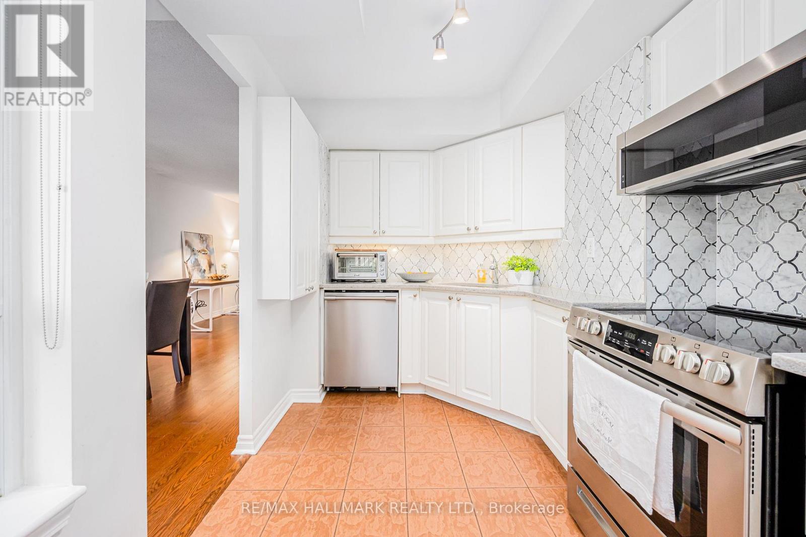 112 - 3 Rean Drive, Toronto, Ontario  M2K 3C2 - Photo 11 - C13739572