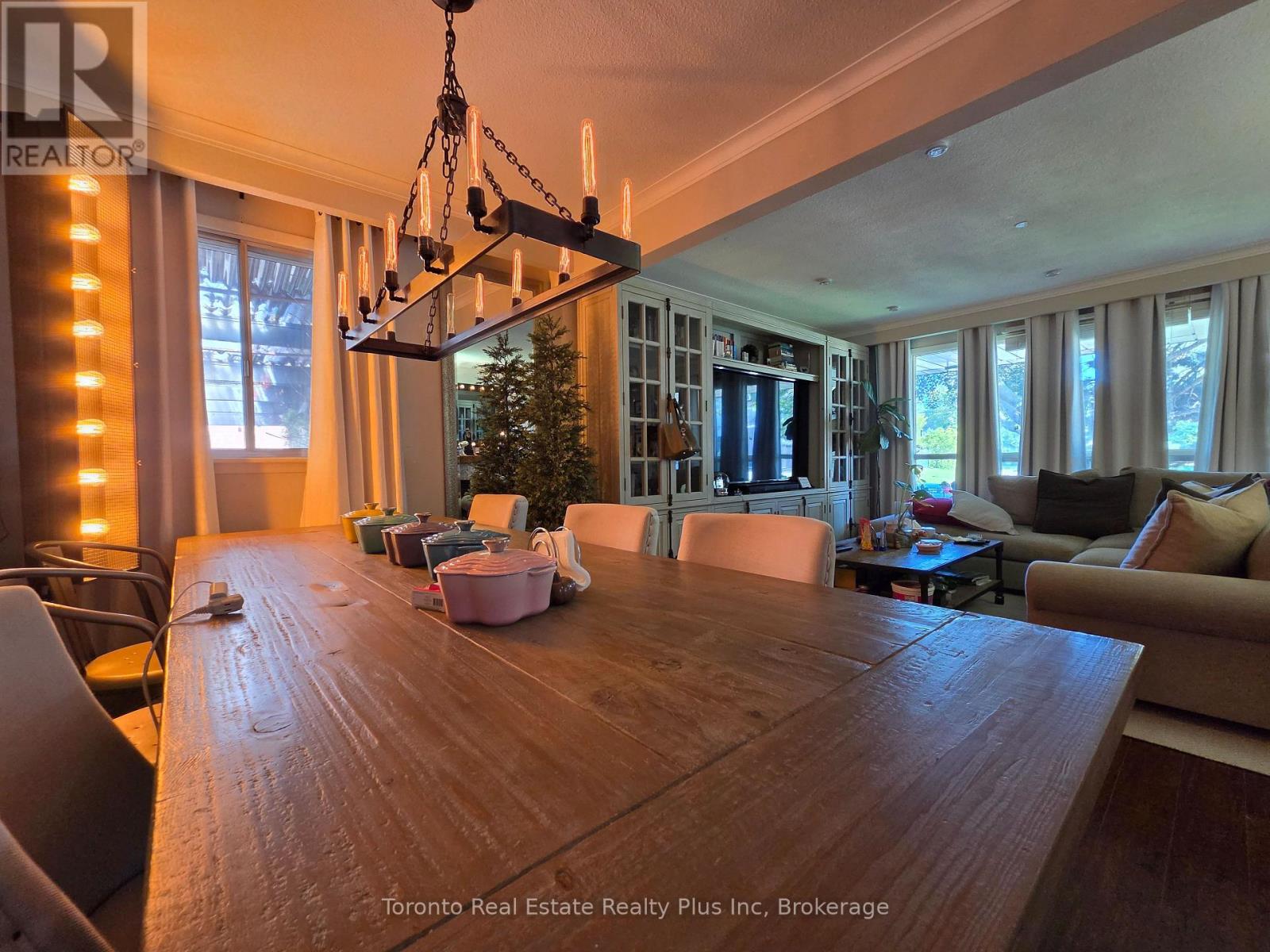 482 Ruth Avenue, Toronto, Ontario  M2M 2J3 - Photo 11 - C13739590