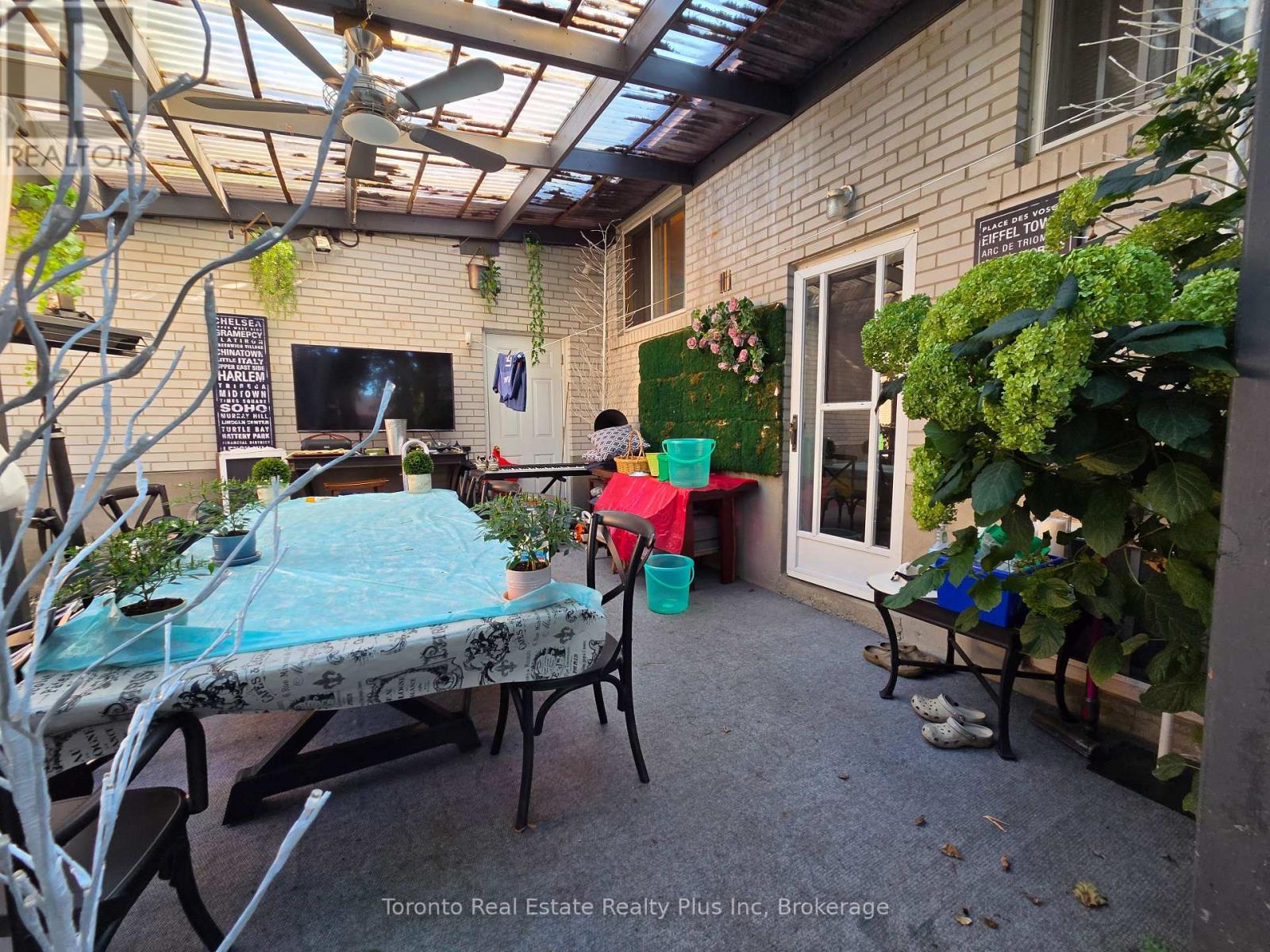 482 Ruth Avenue, Toronto, Ontario  M2M 2J3 - Photo 23 - C13739590