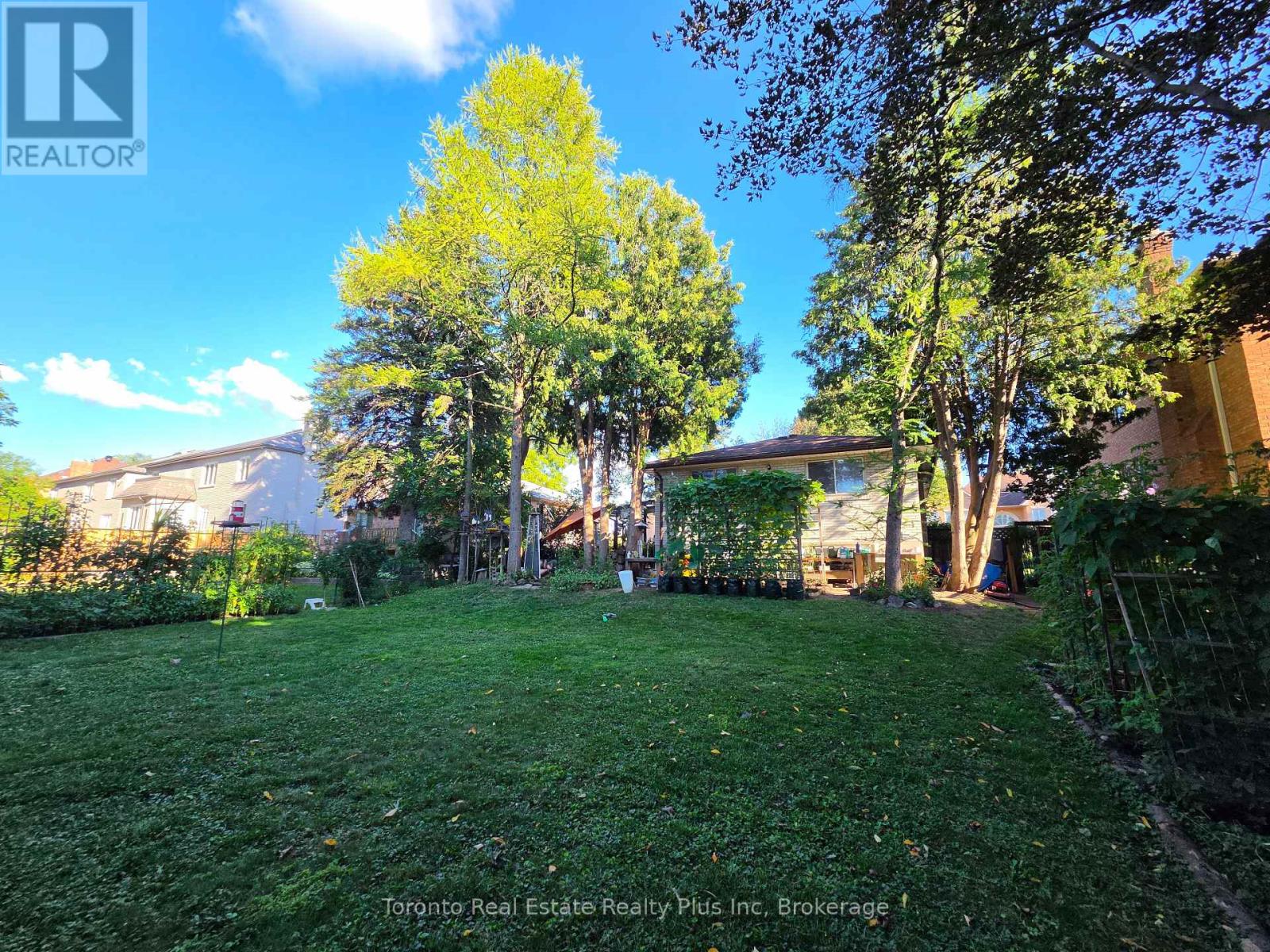 482 Ruth Avenue, Toronto, Ontario  M2M 2J3 - Photo 39 - C13739590