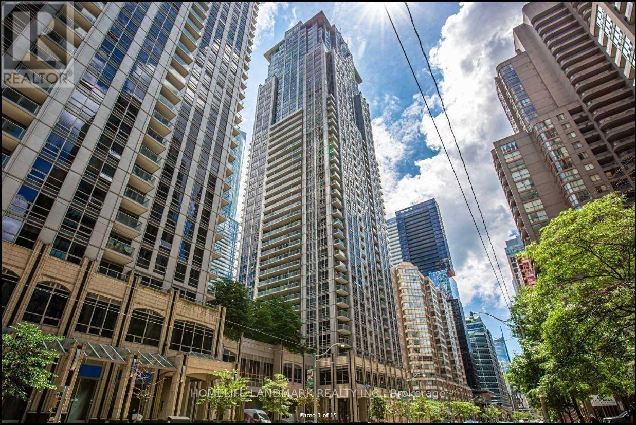 3303 - 761 BAY STREET, Toronto, Ontario