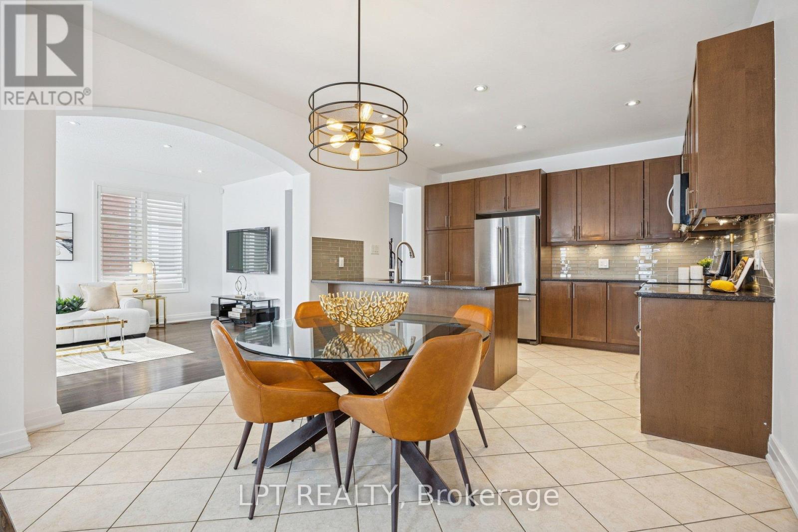 61 Minerva Avenue, Toronto, Ontario  M1M 0C2 - Photo 6 - E13739574