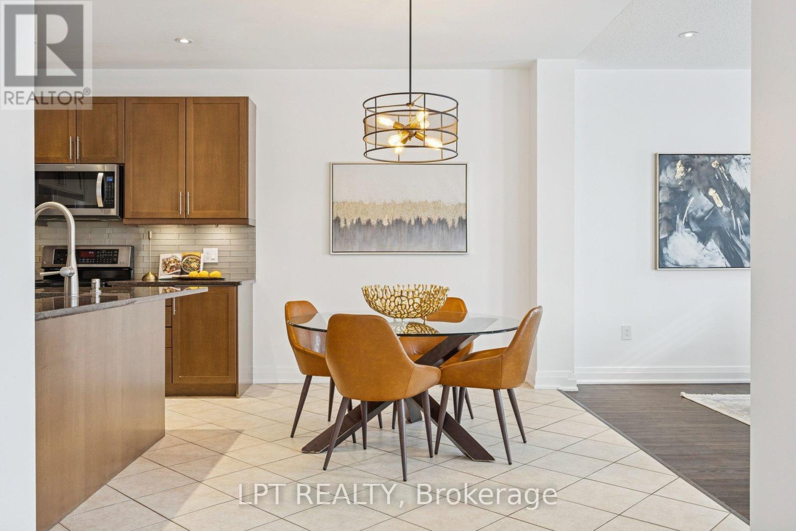 61 Minerva Avenue, Toronto, Ontario  M1M 0C2 - Photo 8 - E13739574