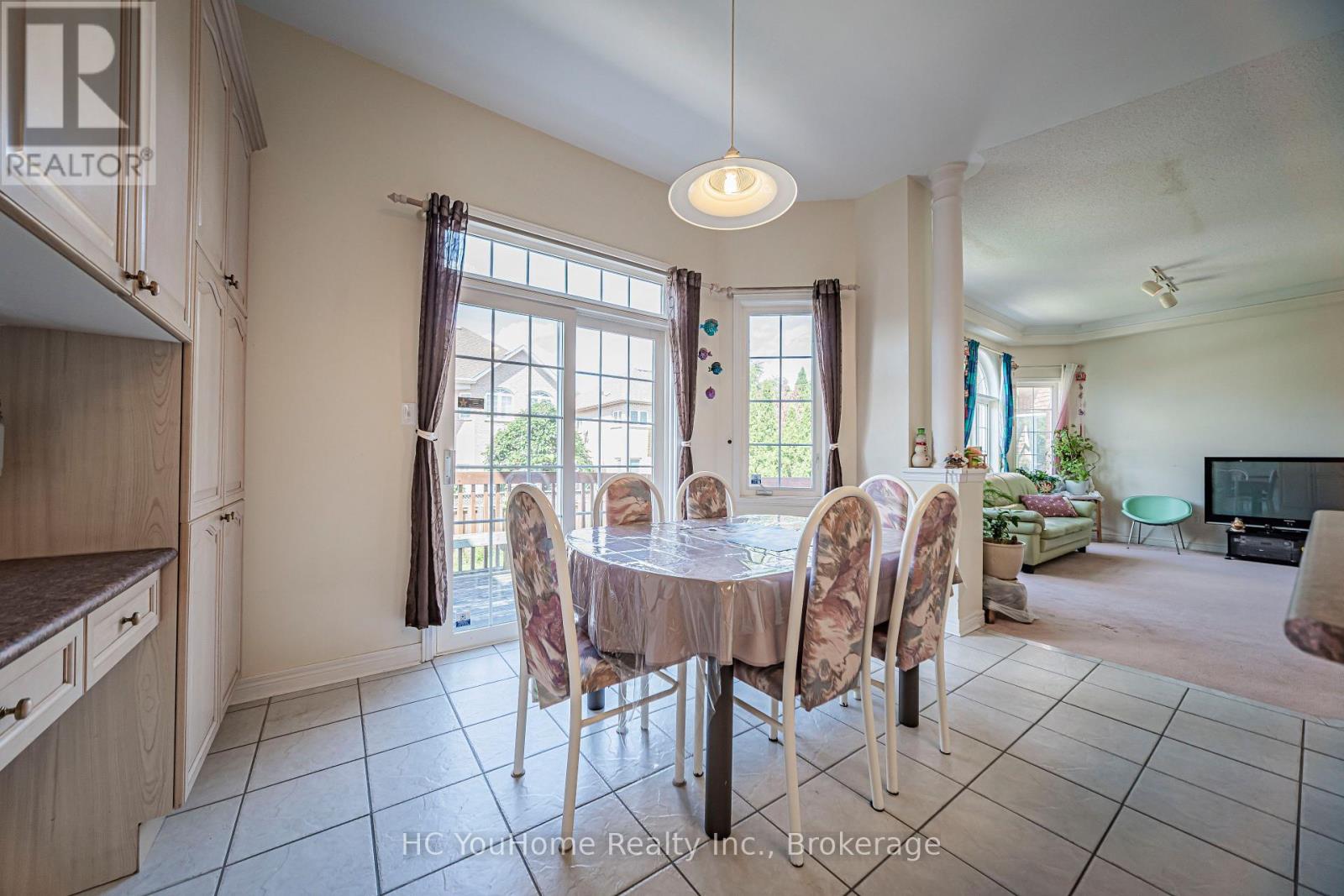 8 Briar Path Lane, Markham, Ontario  L6C 2C1 - Photo 13 - N13739596