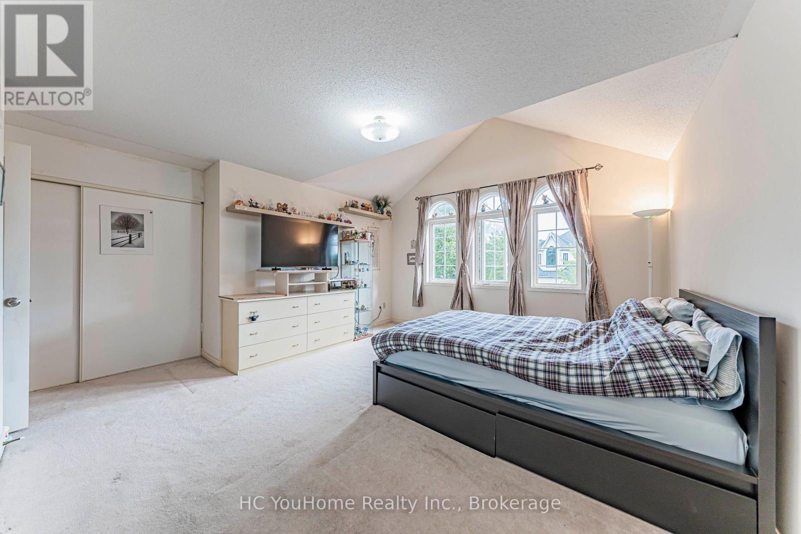 8 Briar Path Lane, Markham, Ontario  L6C 2C1 - Photo 19 - N13739596
