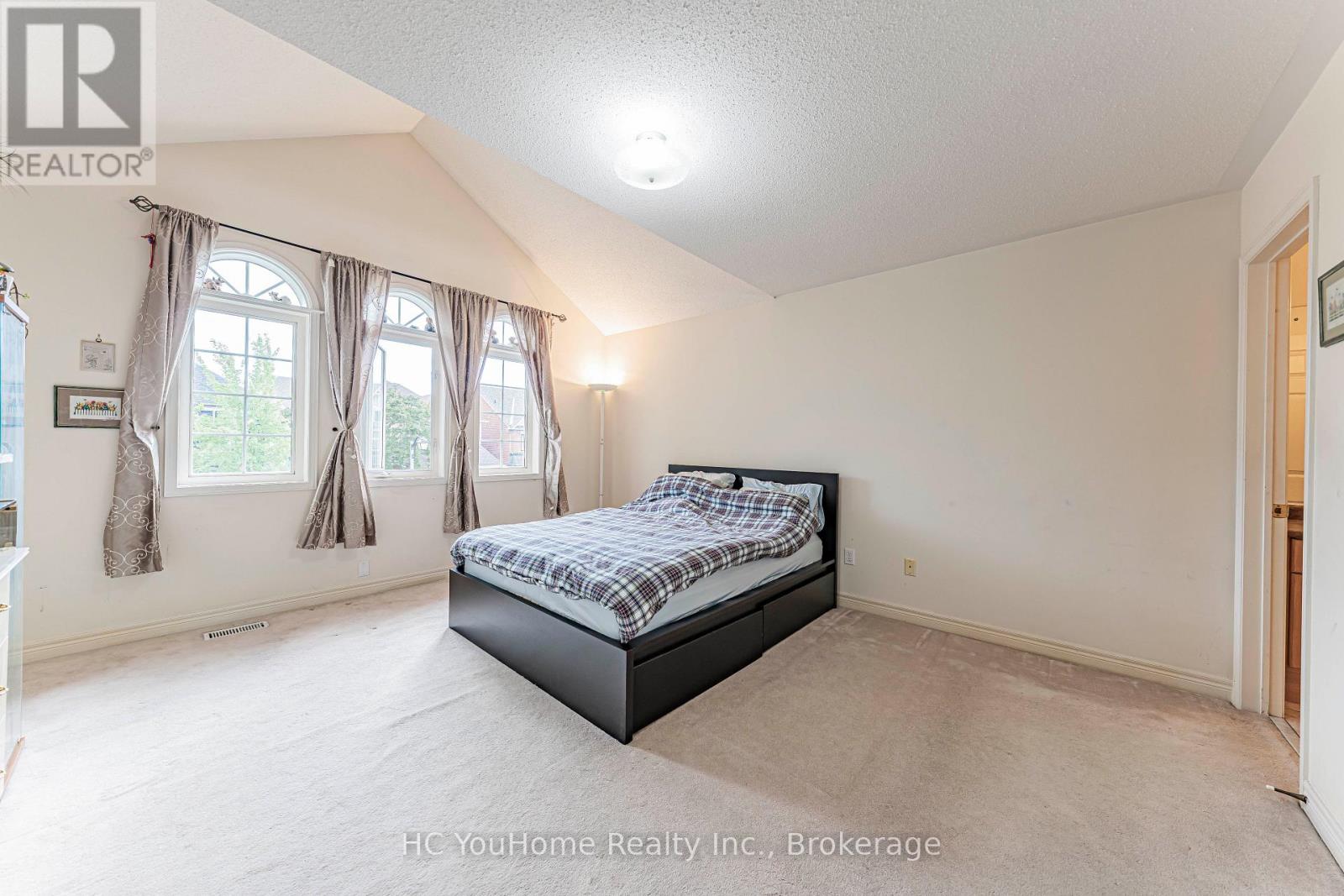 8 Briar Path Lane, Markham, Ontario  L6C 2C1 - Photo 20 - N13739596