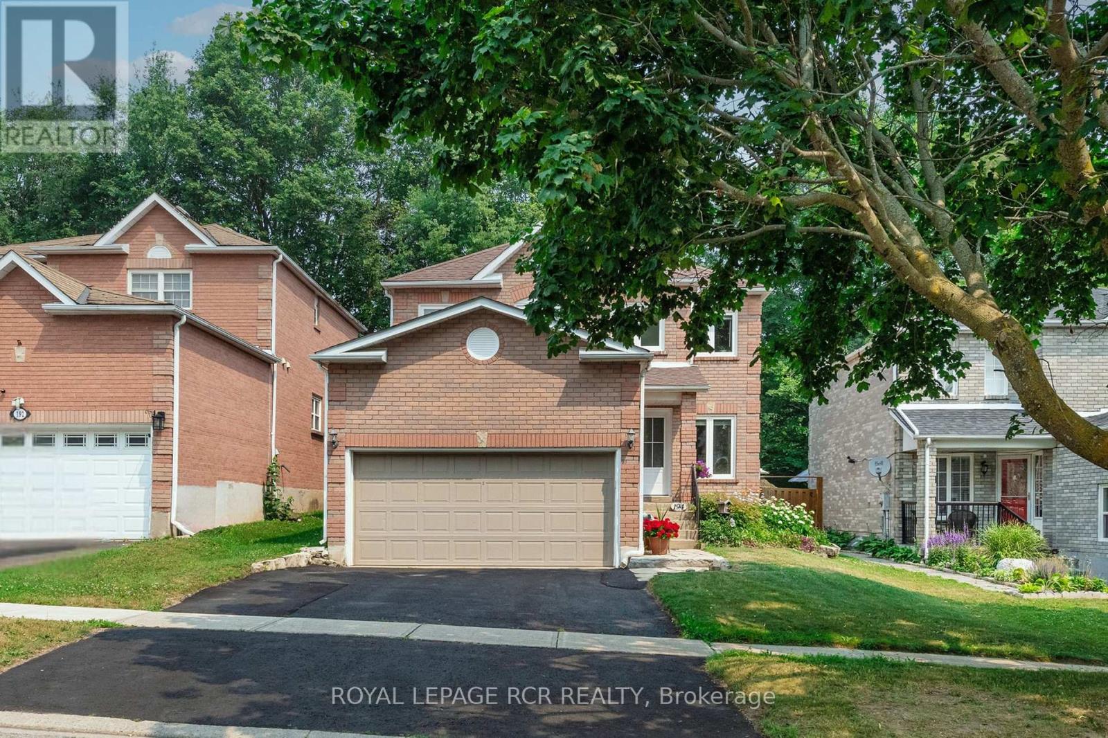 194 LISA MARIE DRIVE, Orangeville, Ontario