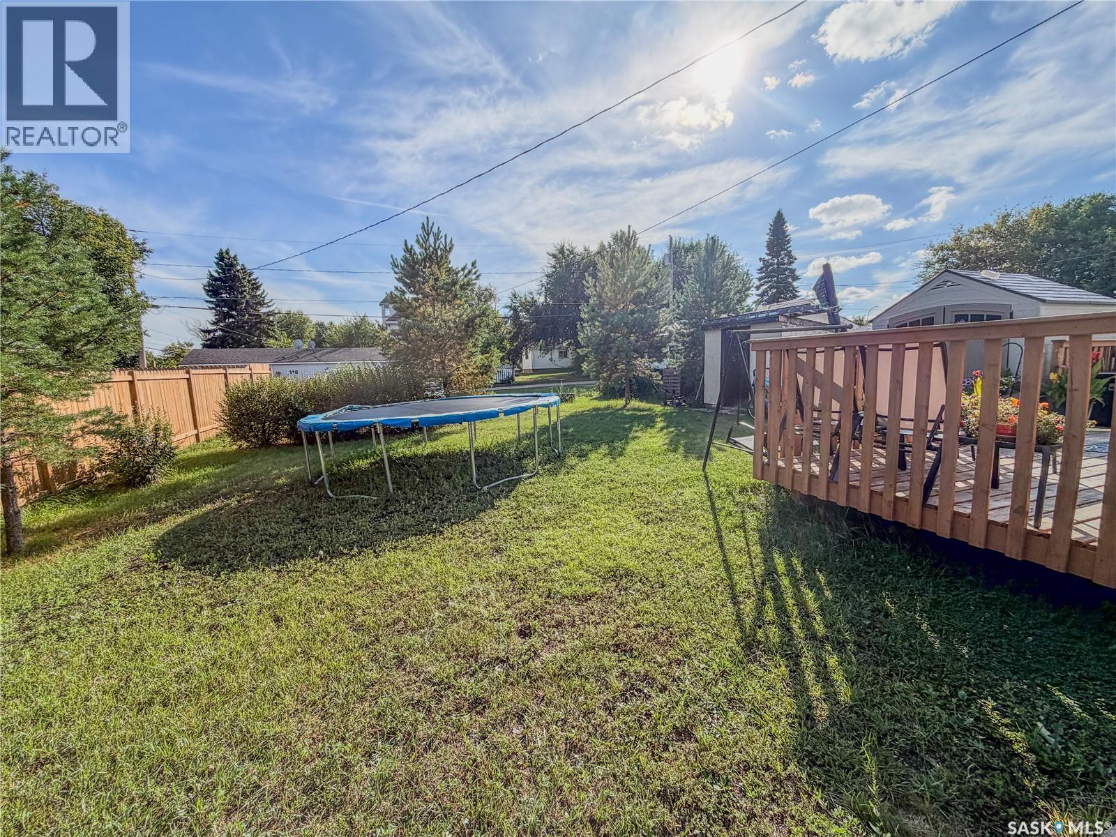127 10th Avenue W, Melville, Saskatchewan  S0A 2P0 - Photo 4 - SK047409