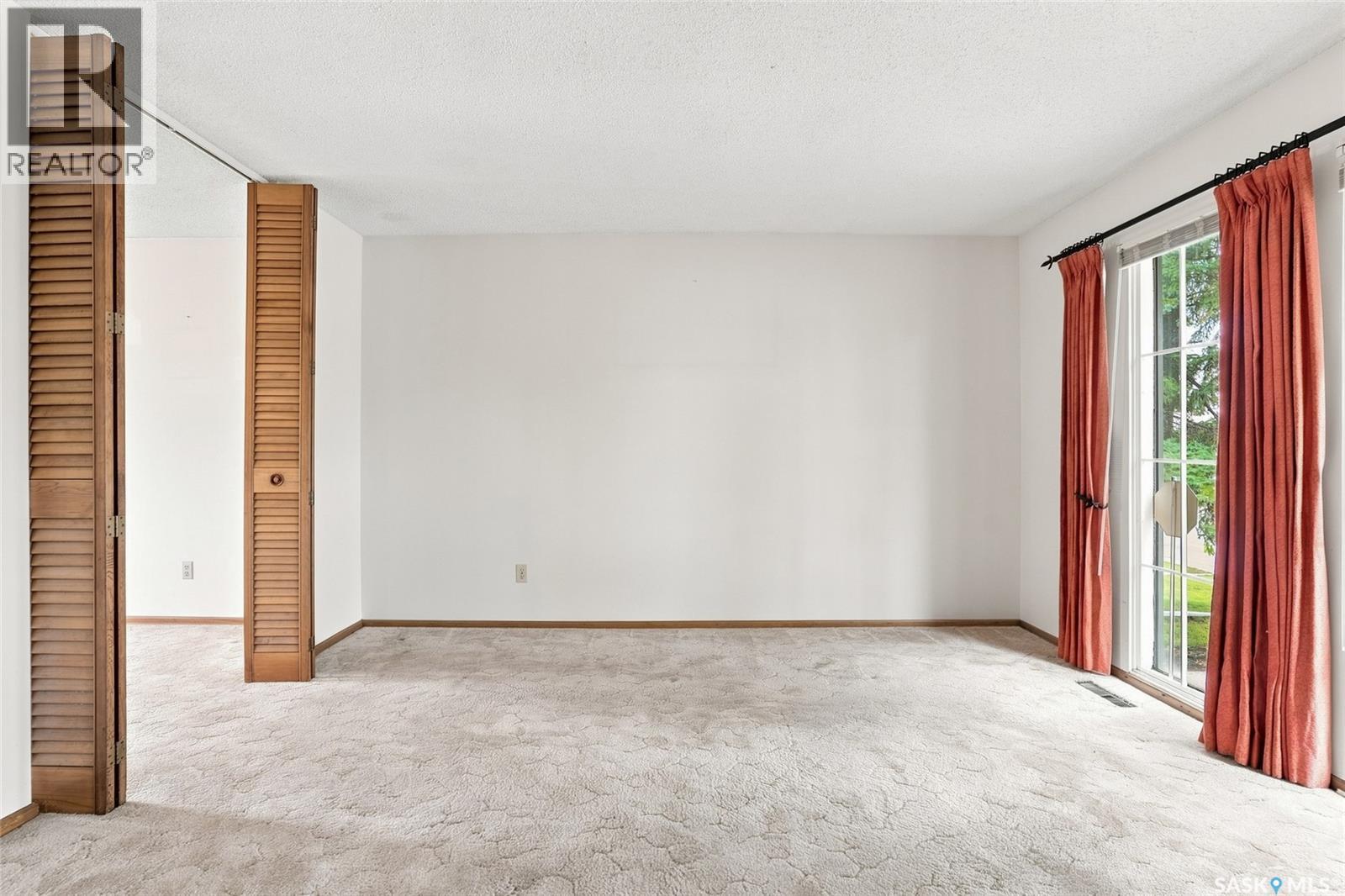 630 Acadia Drive, Saskatoon, Saskatchewan  S7H 3V9 - Photo 7 - SK047255