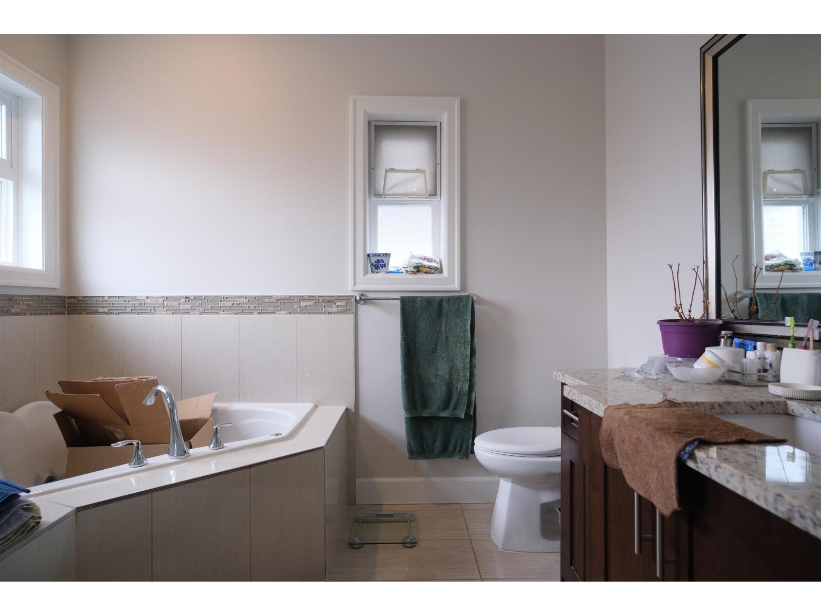 7849 211b Street, Langley, British Columbia  V2Y 0H5 - Photo 8 - R3160536