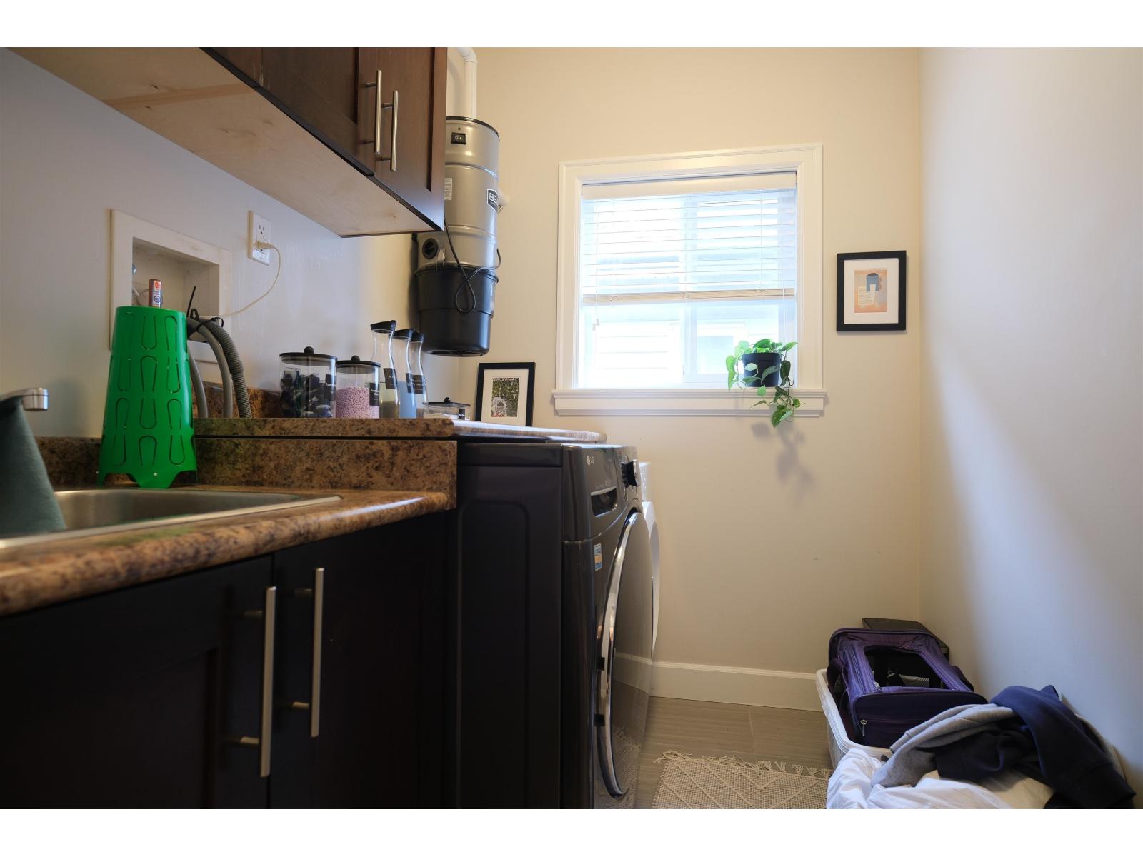 7849 211b Street, Langley, British Columbia  V2Y 0H5 - Photo 6 - R3160536