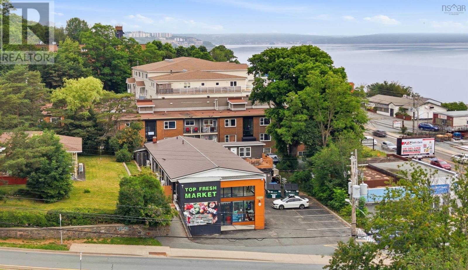 1 Flamingo Drive, Halifax, Nova Scotia  B3M 1S4 - Photo 4 - 202616382