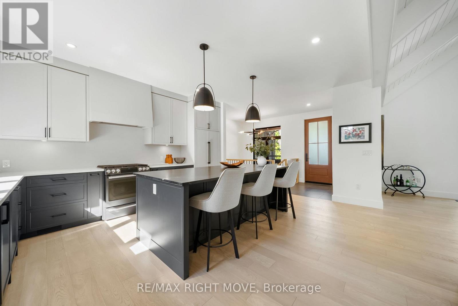 1290 A Line 15 N, Oro-Medonte, Ontario  L3V 8C6 - Photo 8 - S13739688