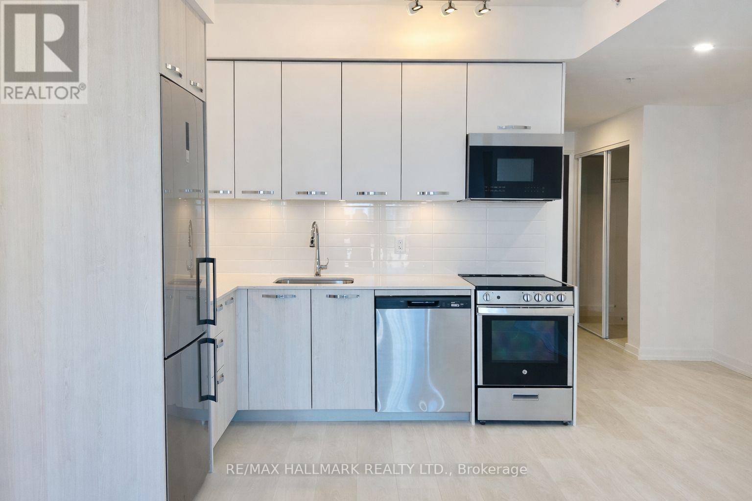 713 - 75 JAMES STREET S, Hamilton, Ontario