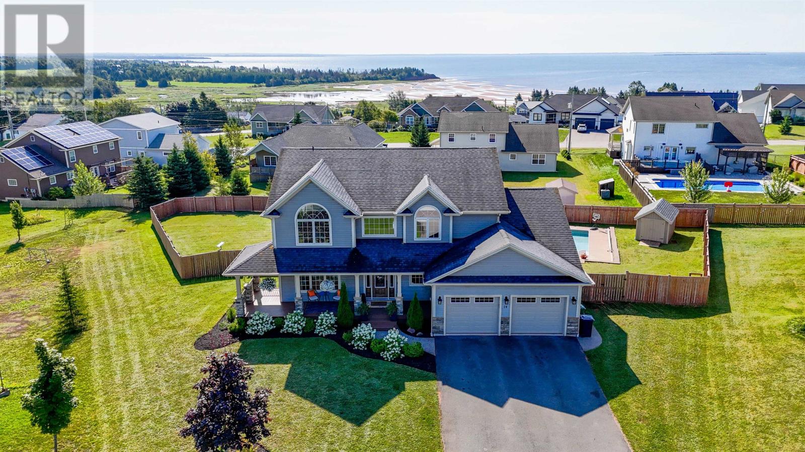 14 Somerset, Stratford, Prince Edward Island  C1B 0J2 - Photo 3 - 202622270