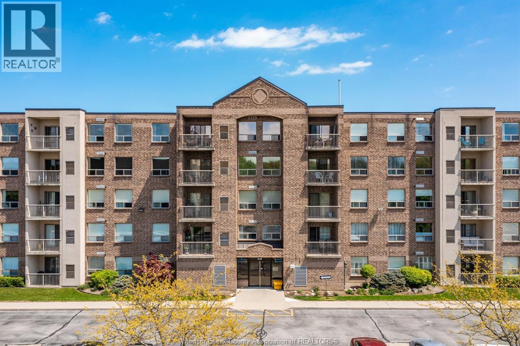 MLS# 26021210: 8335 WYANDOTTE STREET East Unit# 109, Windsor, Canada