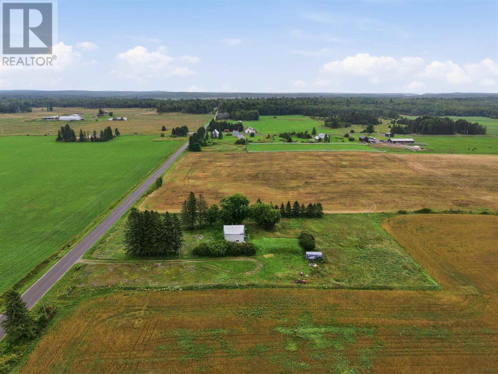 2731 Government Rd, Tarbutt And Tarbutt Addl, Ontario  P0R 1E0 - Photo 3 - SM262398