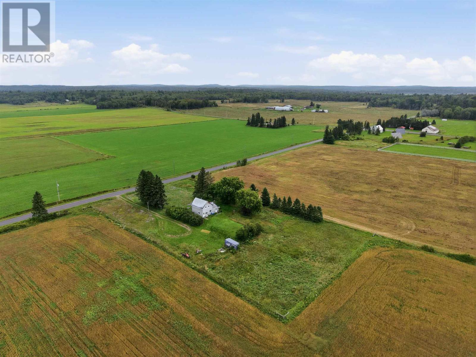 2731 Government Rd, Tarbutt & Tarbutt Addl, Ontario  P0R 1E0 - Photo 5 - SM262399