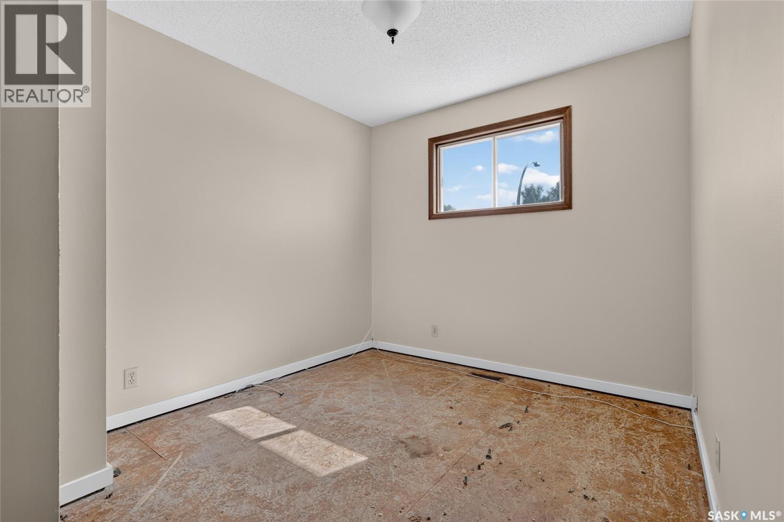 223-225 Wakabayashi Way, Saskatoon, Saskatchewan  S7K 7M4 - Photo 25 - SK047401